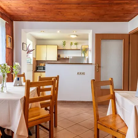 Homestay Stoklos *